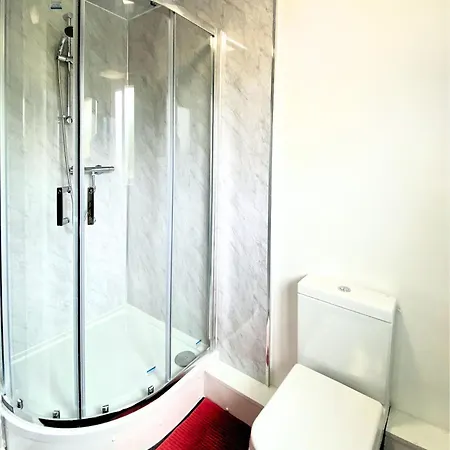 Manchester Townhouse By Bevolve - 4 Bedrooms - Free Parking Exterior photo