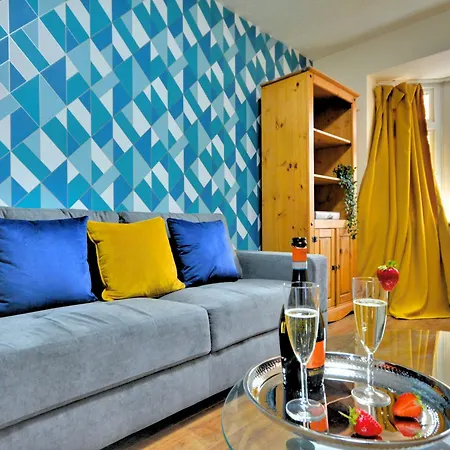 Manchester Townhouse By Bevolve - 4 Bedrooms - Free Parking Exterior photo